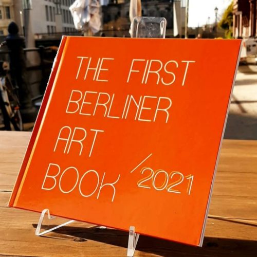 THE FIRST BERLINER ART BOOK 2021 -auslage